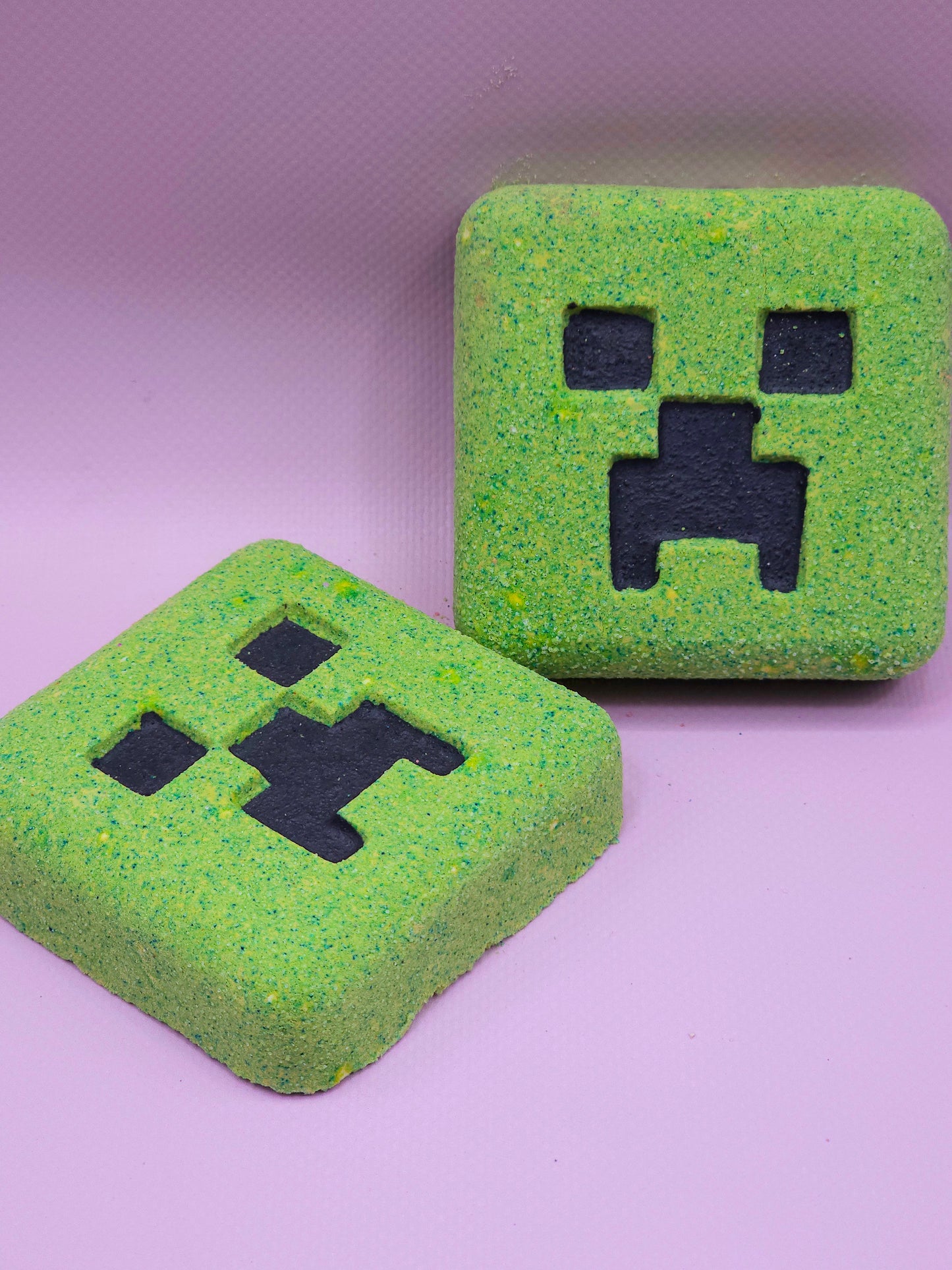 Block Head Bath Bomb