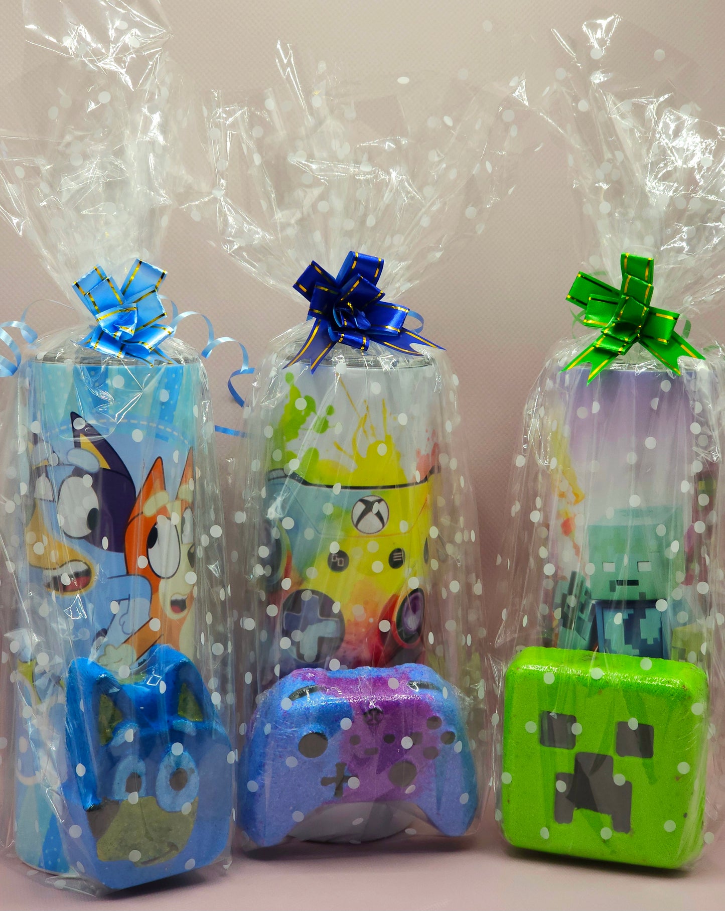 Tumbler & Bath Bomb Christmas Hamper