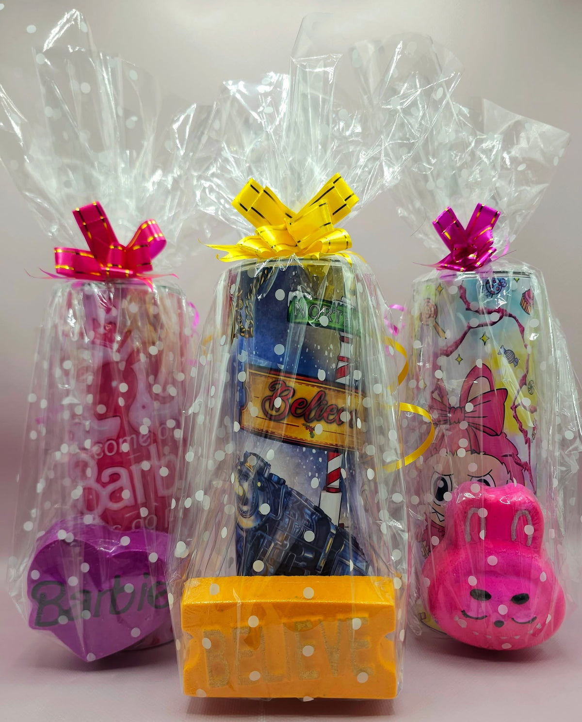 Tumbler & Bath Bomb Christmas Hamper