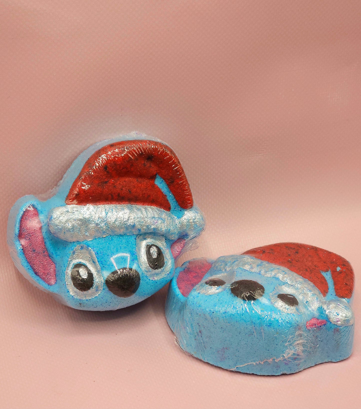 Christmas Stitch Bath Bomb